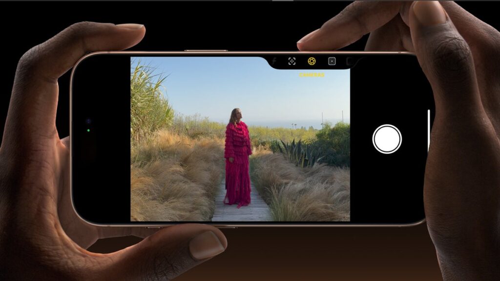 Missed-the-Pre-Order-No-Worries-Heres-How-to-Snag-Your-New-iPhone-16-Today-at-Apple-Stores-